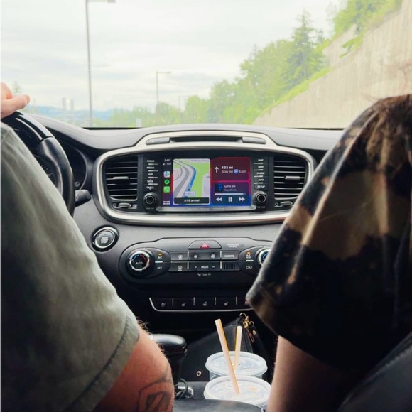 ❣POSH AMBASSADOR❣ - Picture 4 of 4